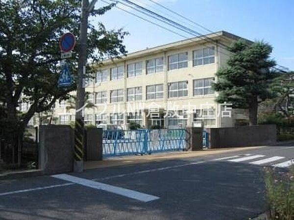 画像22:倉敷市立中洲小学校 507m