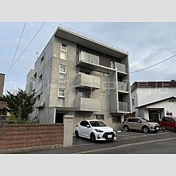 トロワセリーヌ 402