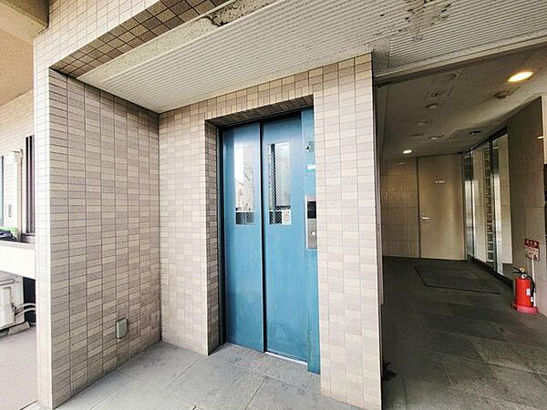 マンションエレベーター