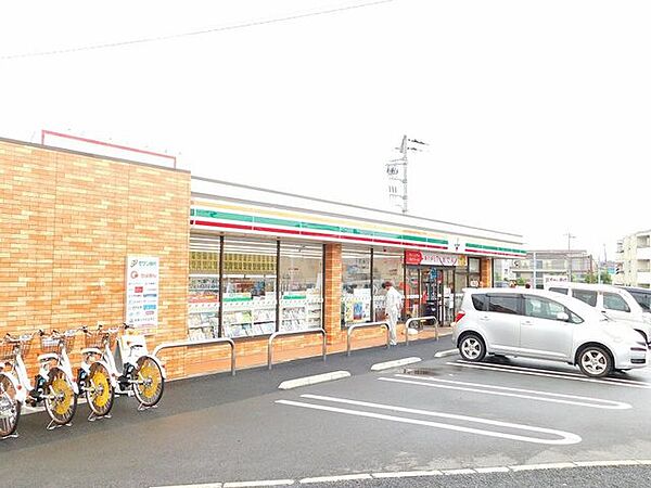 セブンイレブン千葉青葉町店 徒歩6分。 470m