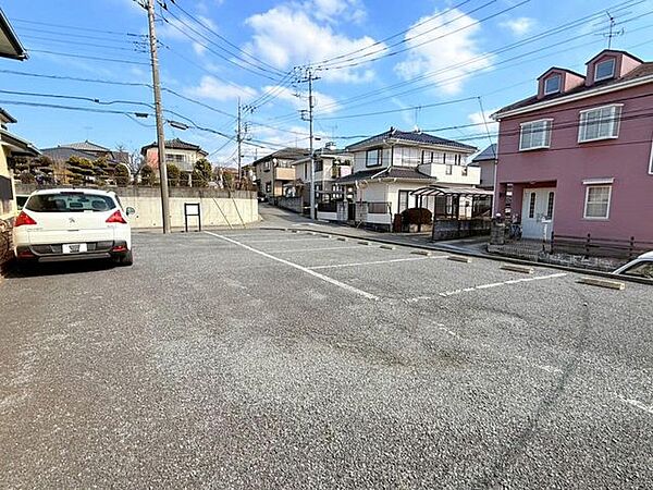 角地につき日当たり良好です。