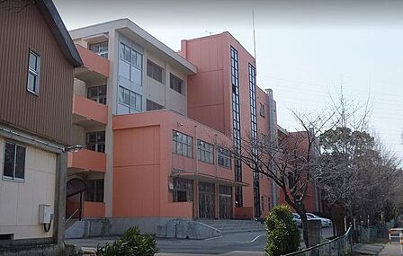 千葉市立都賀中学校 徒歩17分。 1340m
