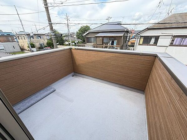 バルコニー2面ございます！ちょっとしたくつろぎのスペースとしても利用できます