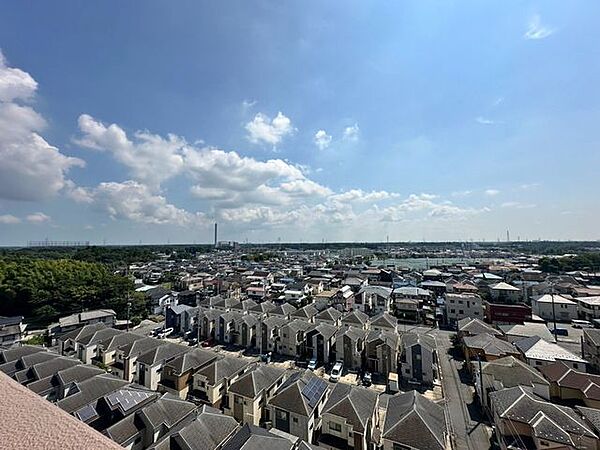 前面には遮るような建物が無く、開放感溢れる眺望です！