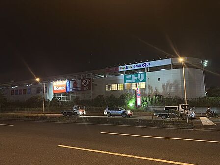 島忠ホームズ蘇我店 徒歩21分。 1620m
