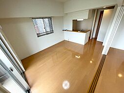 エストレイラ飯塚 2階1LDKのリビング/ダイニング