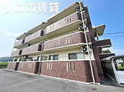 桂川駅より徒歩8分 築11年10ヶ月 3階建の賃貸物件
