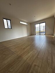 千葉県船橋市三山９丁目10-25