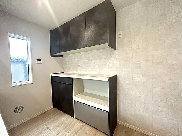 あると大活躍。カップボードがあらかじめ付帯してあります。