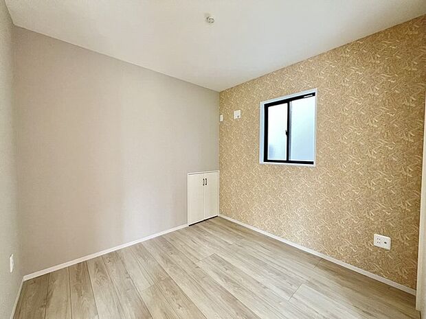 お子様にとっていいお昼寝空間になる洋室は、ぜひリビングのお隣で。