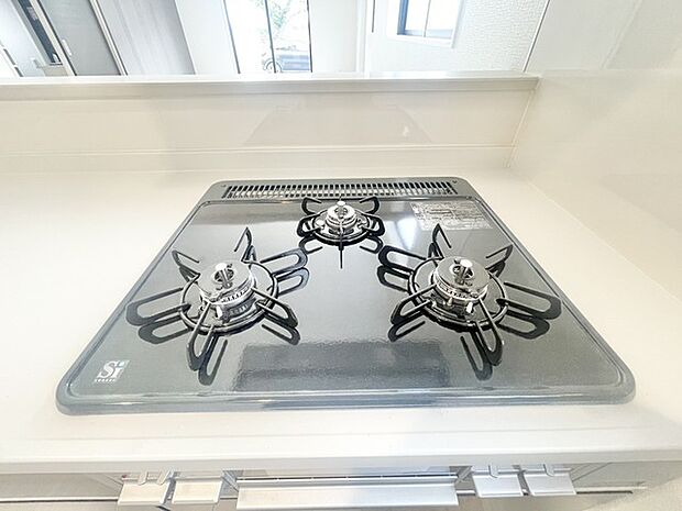 3つの熱源で、お料理も捗りそうなガスコンロ。