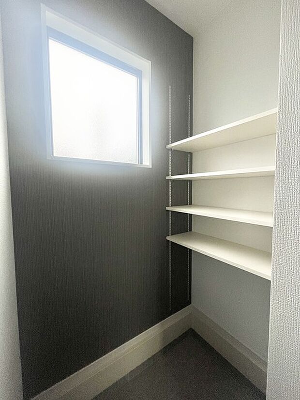 土間収納付きでお子様のおもちゃも、ゴルフバッグもスッキリ収納しましょう。