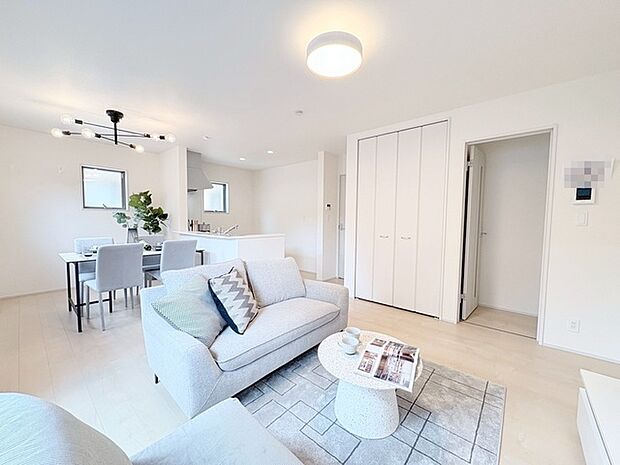 家族団らんの時間も増えそうな、くつろぎのLDK。