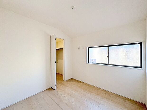 子供部屋には丁度良い洋室。サイズは4.5帖。