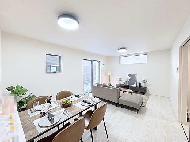 洗練された空間に、穏やかな時間が流れるリビングダイニング