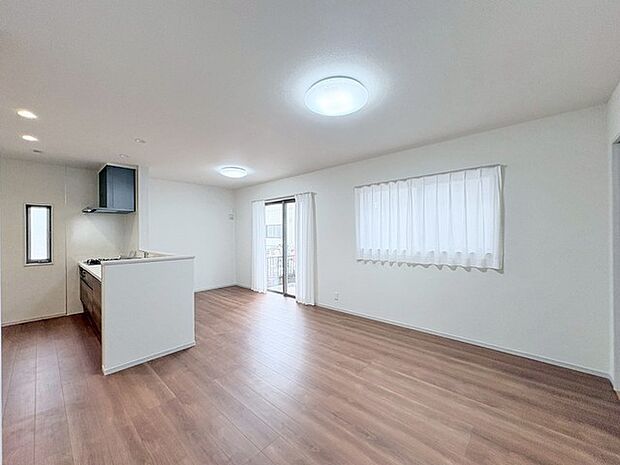 穏やかな光が広がる、心地よい空間が広がります。