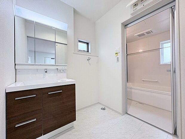 洗練された空間で、穏やかなひとときを。