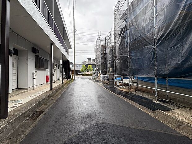 春日部駅まで徒歩15分。この距離だと、運動不足も少し解消されるかも。