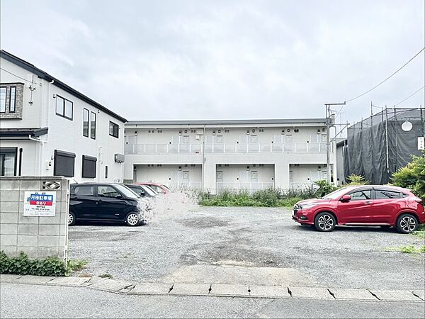 趣のある街並みに溶け込む、穏やかな暮らしの空間。