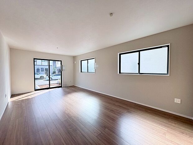 開放感と採光にこだわった、20帖のＬＤＫ。