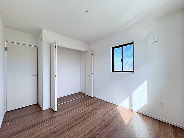 この部屋だれの部屋にしようかな、なんて会話を現地で楽しんでください。