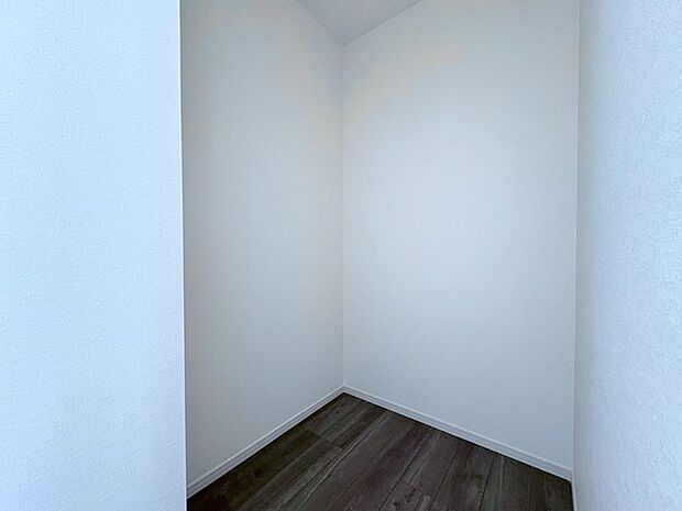 ウォークインクローゼットのある住まいで収納上手な生活。