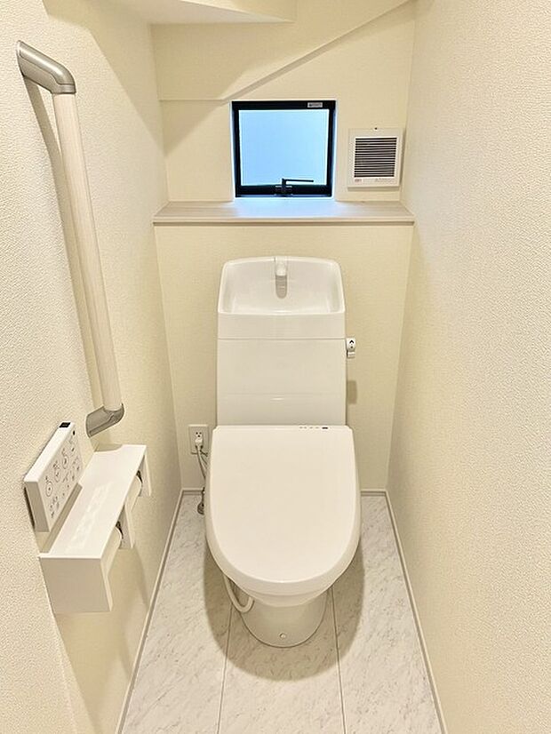 新築戸建てなら今や標準装備は当たり前。気持ちいいウォシュレット機能。