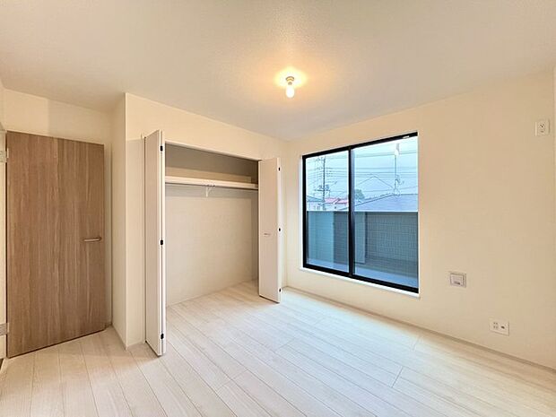 この部屋だれの部屋にしようかな、なんて会話を現地で楽しんでください。