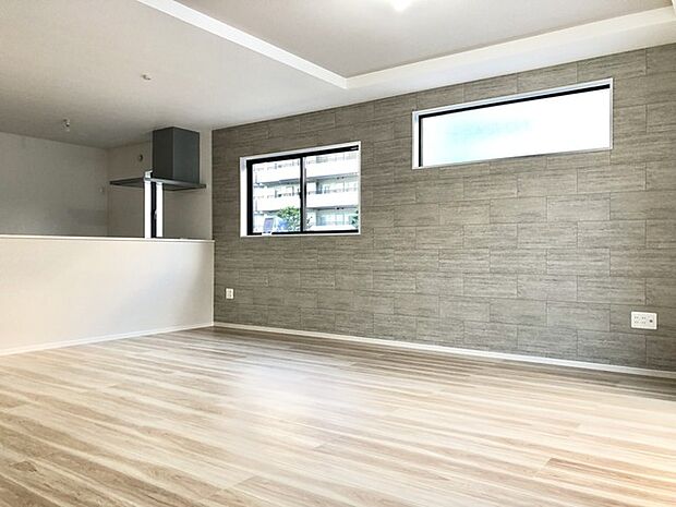 開放感と採光にこだわった、20帖のLDK。