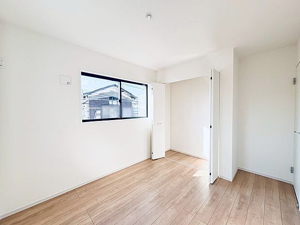 この部屋だれの部屋にしようかな、なんて会話を現地で楽しんでください。