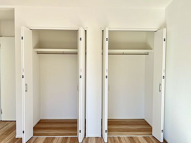 ご家族の思い出も大切にしまっておけるたっぷり収納。 