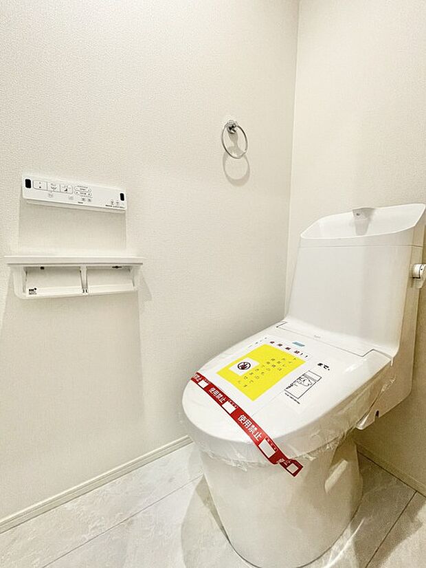 清潔好きには欠かせないウォシュレット機能付き。 