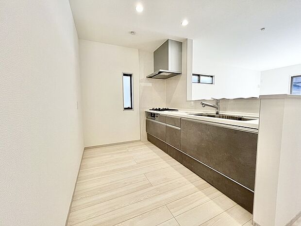 洗練されたデザインと清潔感あふれる空間