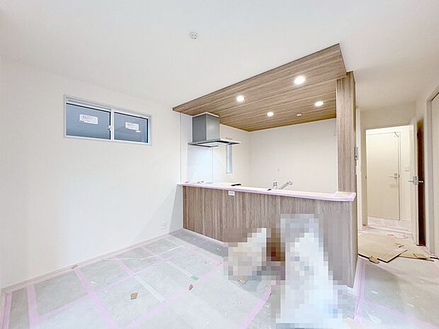 家族が自然に集りそうな広さが魅力のLDK。