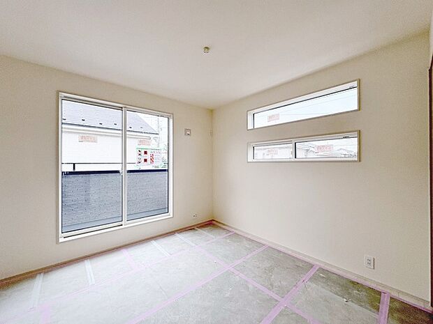 子供部屋には丁度良い洋室。サイズは5帖。