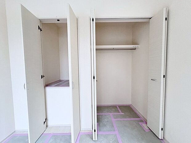 ご家族の思い出も大切にしまっておけるたっぷり収納。