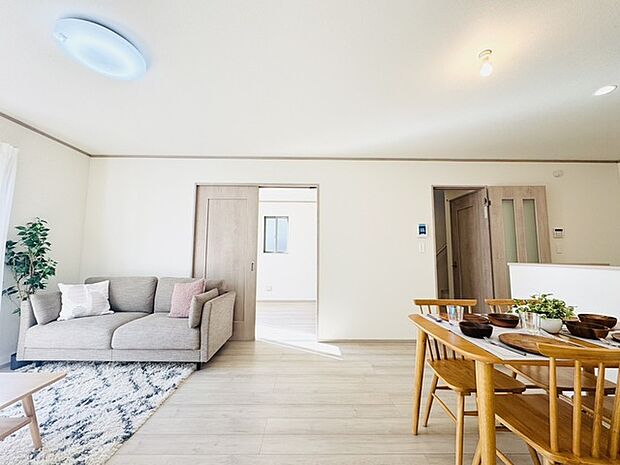 家族団らんの時間も増えそうな、くつろぎのＬＤＫ。 