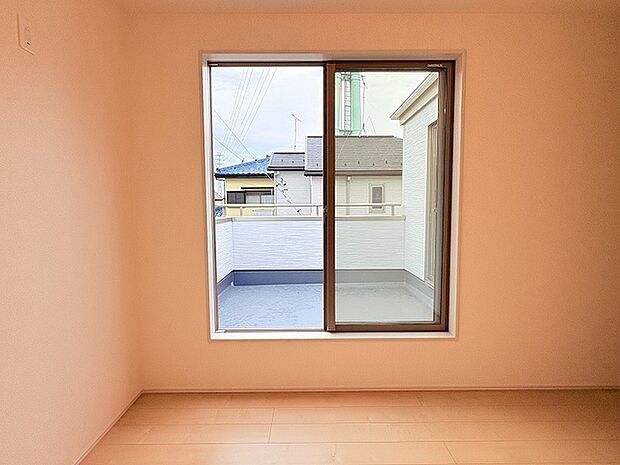 東側5.25帖洋室