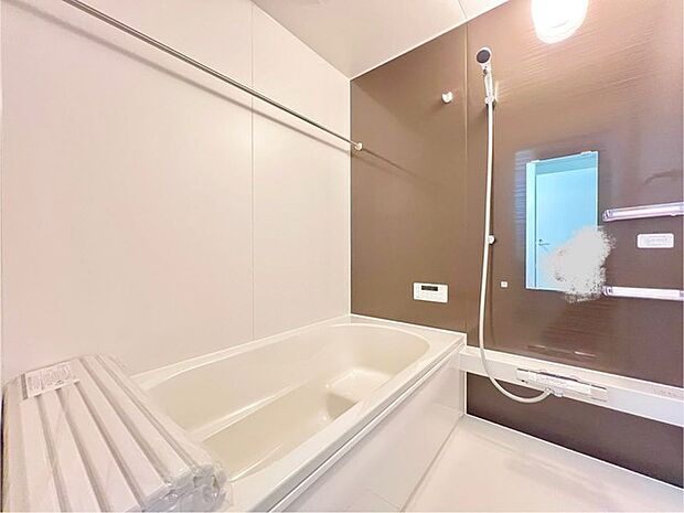 1坪広さを設けた浴室でゆったりバスタイム。 