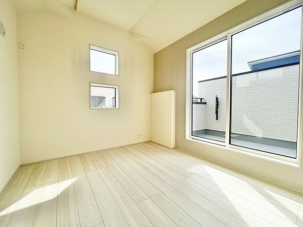 爽やかな風が通り抜ける、開放感あふれる空間。