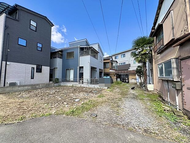 南道路に面した、陽当たり良好な物件です。 