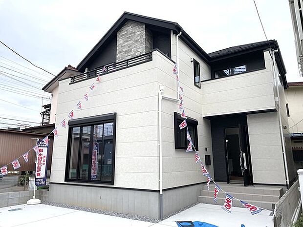 22.5帖広々としたLDK　2階4居室　とことん収納できる31坪以上の建物　出羽小学校徒歩9分