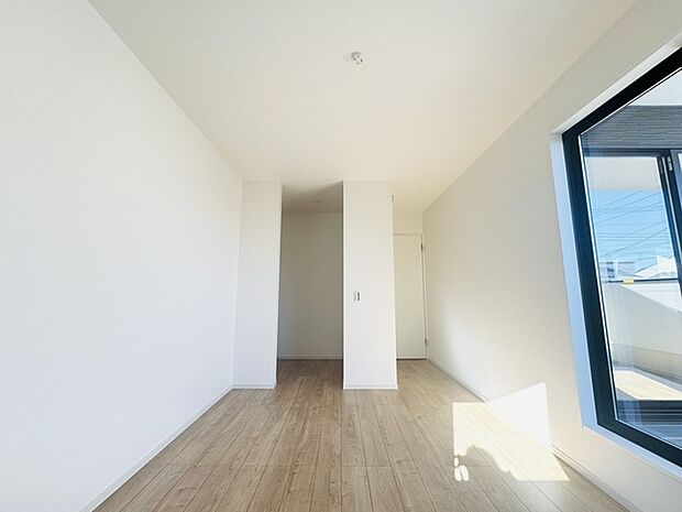 この部屋だれの部屋にしようかな、なんて会話を現地で楽しんでください。