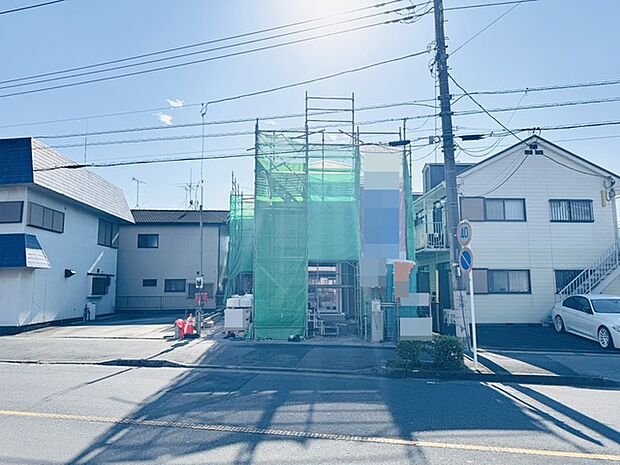 建築中ですが、同じグレードの完成済み建物を参考にご覧になることもできます。現地より最寄りの物件をご案内しますので、お気軽にご要望をお聞かせください。 