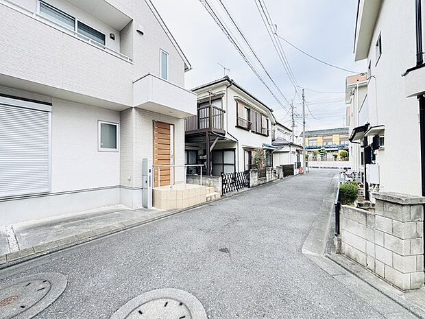 閑静な住宅地で、小さなお子様がいるご家族にも安心。