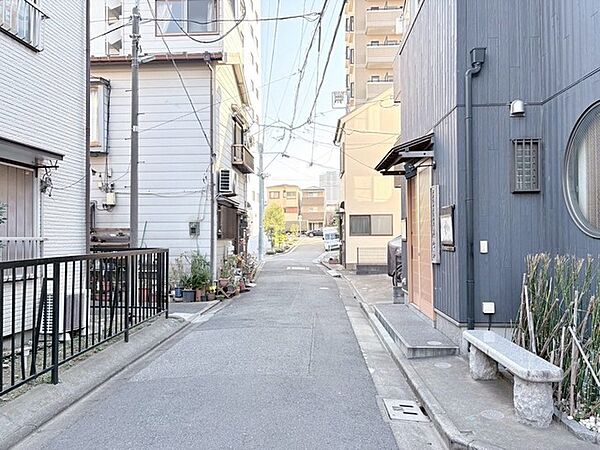 静かで落ち着いた街並みです