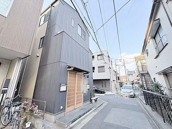和の趣を感じさせる、落ち着いた雰囲気。