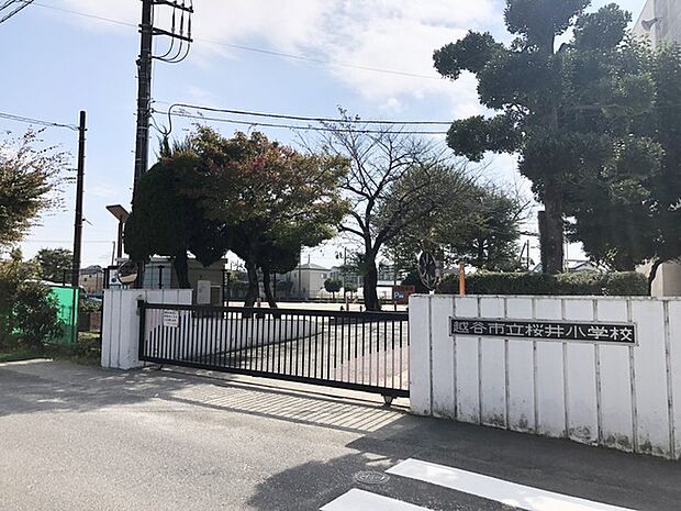 桜井小学校(610m)