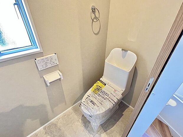 清潔好きには欠かせないウォシュレット機能付き。