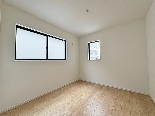 この部屋だれの部屋にしようかな、なんて会話を現地で楽しんでください。